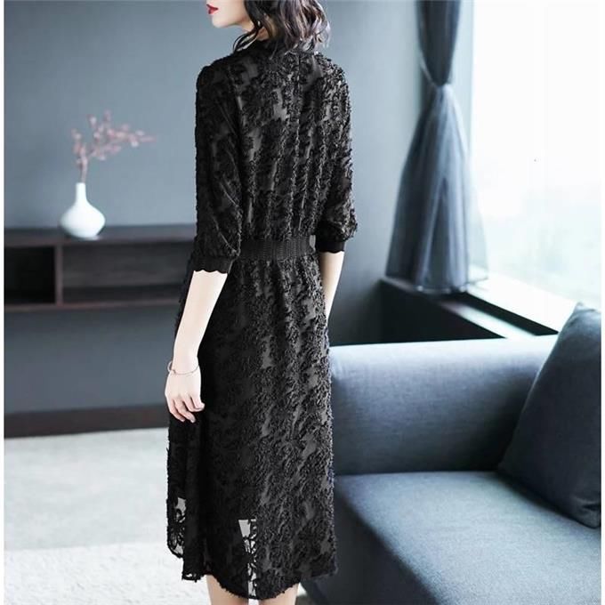 都说矮个子穿衣难看，我老婆只穿欧版“A字裙“，显高洋气好迷人