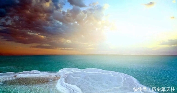 世界最深的洼地,死海盐度极高淹不死人(最深-800.112米)