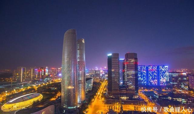 2019中国十佳不夜城排行榜，西安顺利上榜，居然没有上海