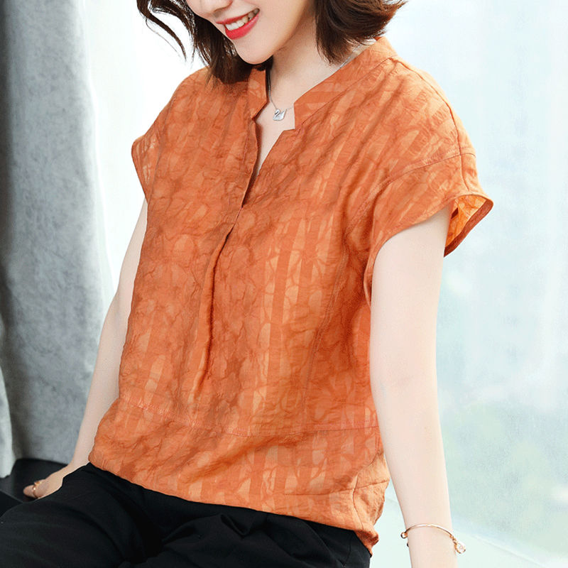 难怪十个女人九个夏天喜欢穿棉麻衫，上身年轻显白，舒服的不得了