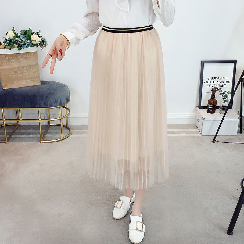 夜店里的女人都那么好看，还不是因为穿了包臀裙，你也可以啊