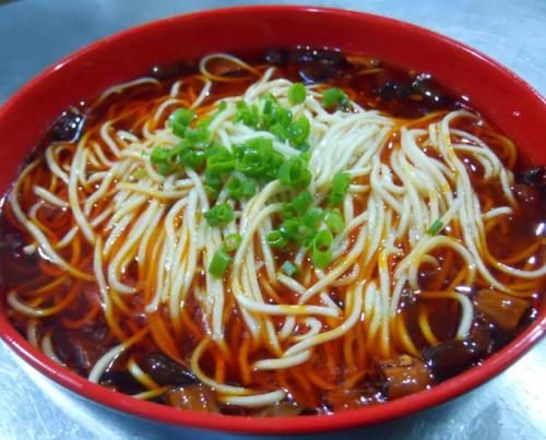 我国最良心的旅游城市：一碗面六元几年不涨价，当地人不屑宰客！