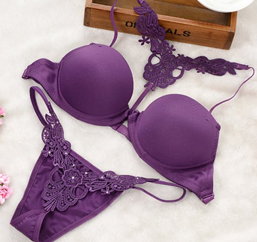 拜托女性别再穿传统文胸了，土爆又不聚拢，看看图下的吧