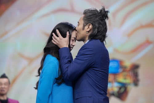 吴秀波风波不断，圈内第一个明星为他发声：别信谣言，他兢兢业业