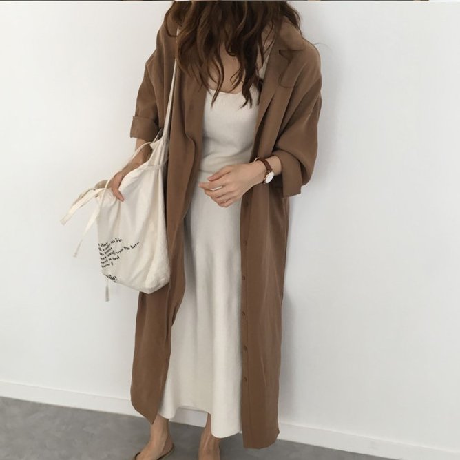 今秋的风衣外套又火了!难怪老婆把毛衣全扔了，确实很洋气