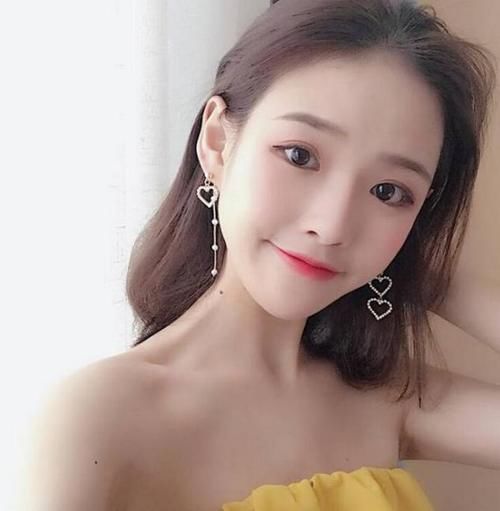 精致的女人要知道,身上的这4处“体毛”不能拔掉,特别是第3处