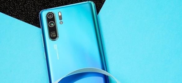 「采用」华为P30Pro和Mate20Pro跌至“新低价”你应该选择哪款?