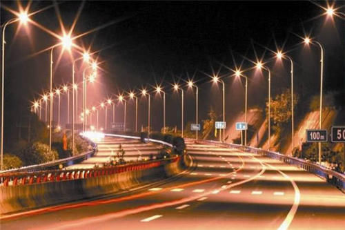  高速■中秋3天开车上路，高速公路会免费吗？有需要的车主请了解