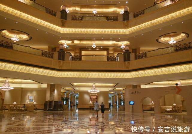全球唯一的八星级酒店，耗资30亿美元修建，客房却不到400间