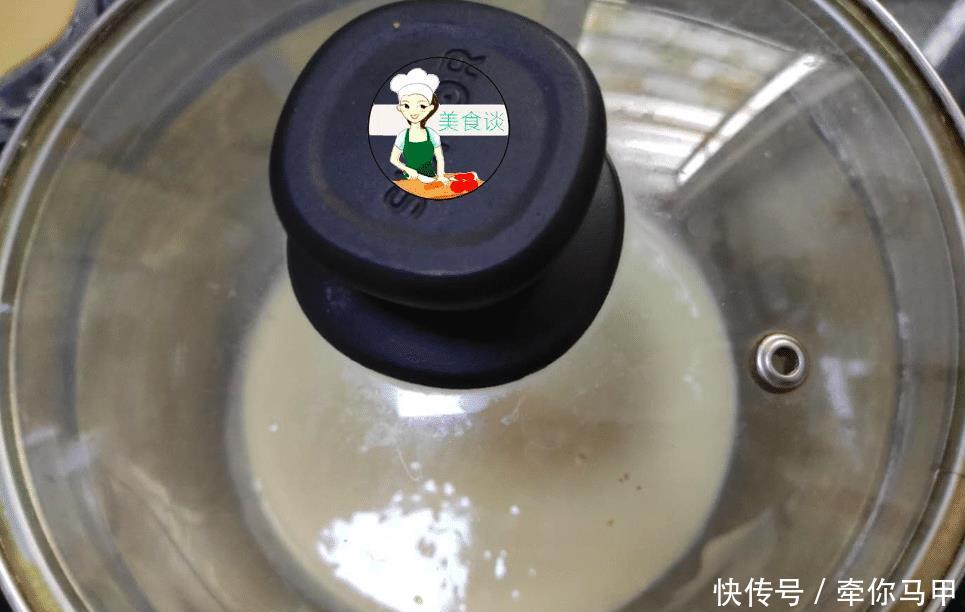 『蒸一蒸就好』蒸红糖糕时,只用面粉就错了,多加一种粉,Q弹蓬松,一次就成功!