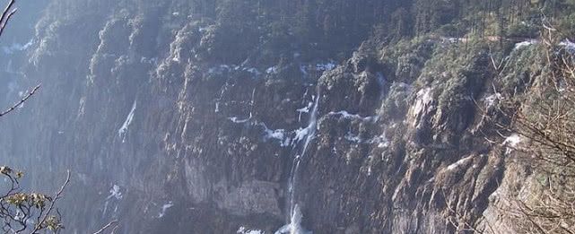  【区号】四川这三座“明星”城市，城市的区号已经统一，城市合