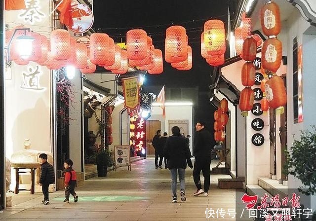 那些在夜色中奔波的劳动者 夜经济催生一批“夜光族”