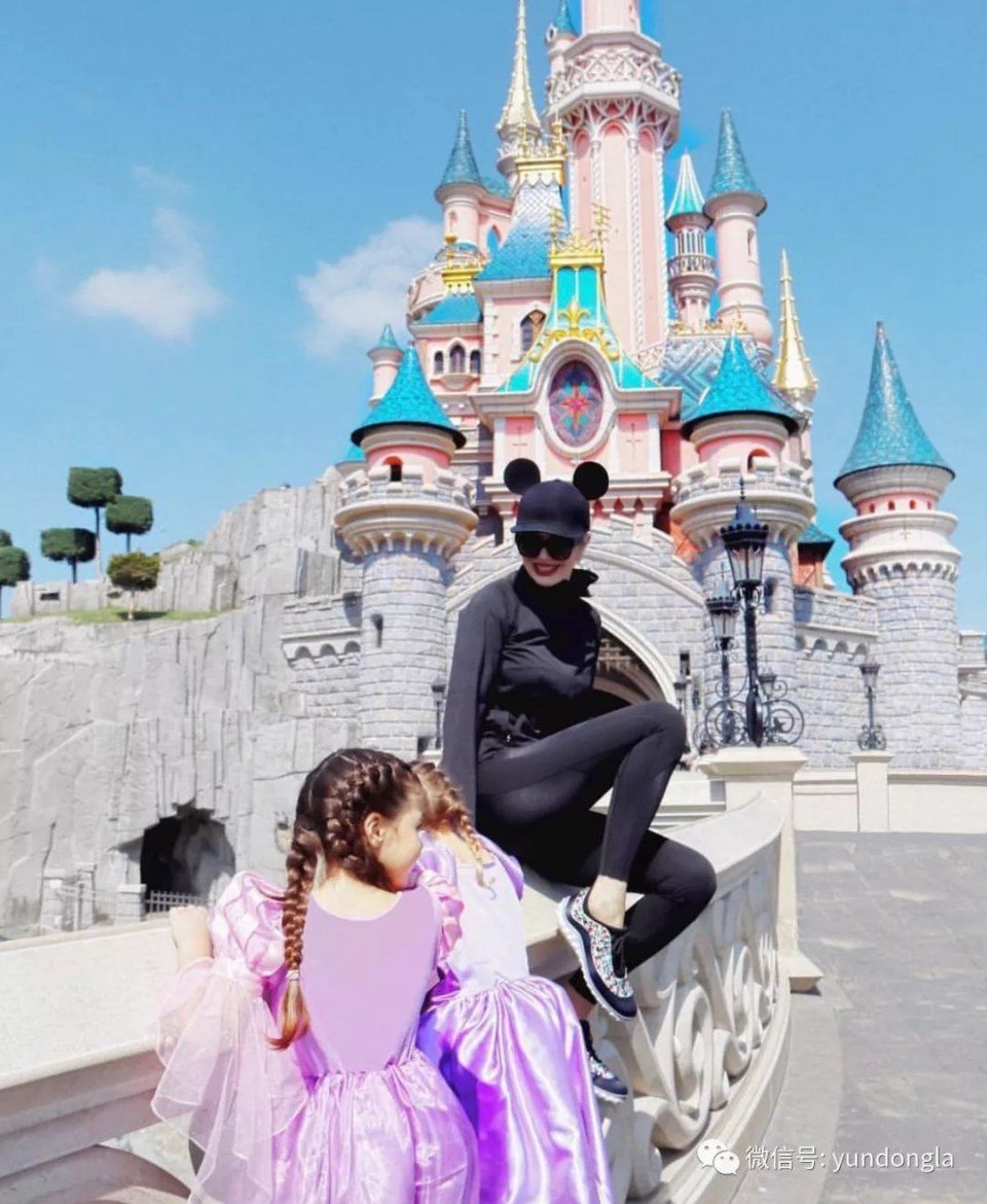 50岁奶奶，20岁身材:长期坚持健身的人，年轻到可怕!