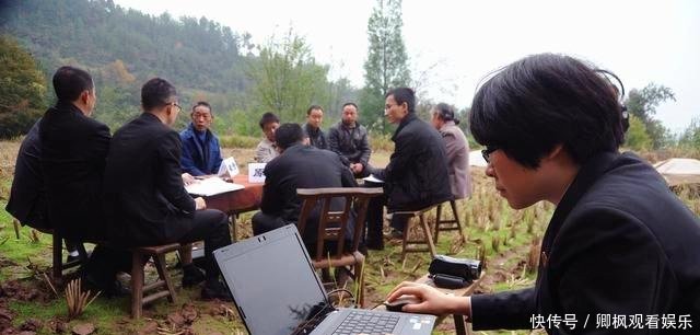 土地确权步伐加快，一户多宅，户口外迁能确权吗了解4点不吃亏