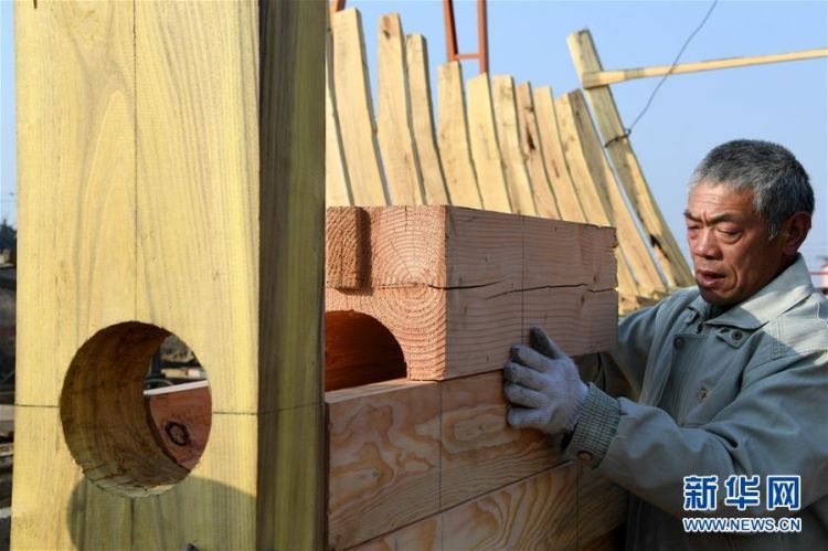 探访传统手工造船 没图纸全凭造船师傅眼光和经验