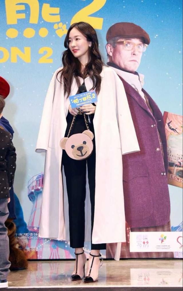 辣妈霍思燕靠一个个包数次提升气质，网友：和女神之间差一个包！