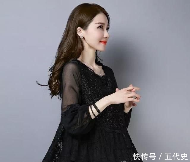 「气质」女人工资上四千,建议穿这“流苏装”,洋气嫩美,谁见都夸漂亮