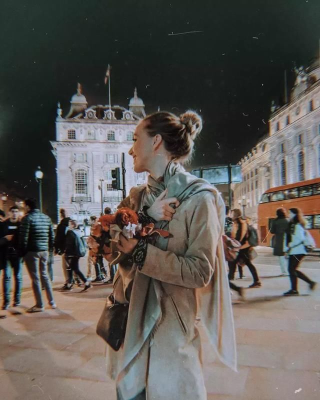 初代博主，最爱的还是她-换季穿衣没灵感?从她身上能找到!