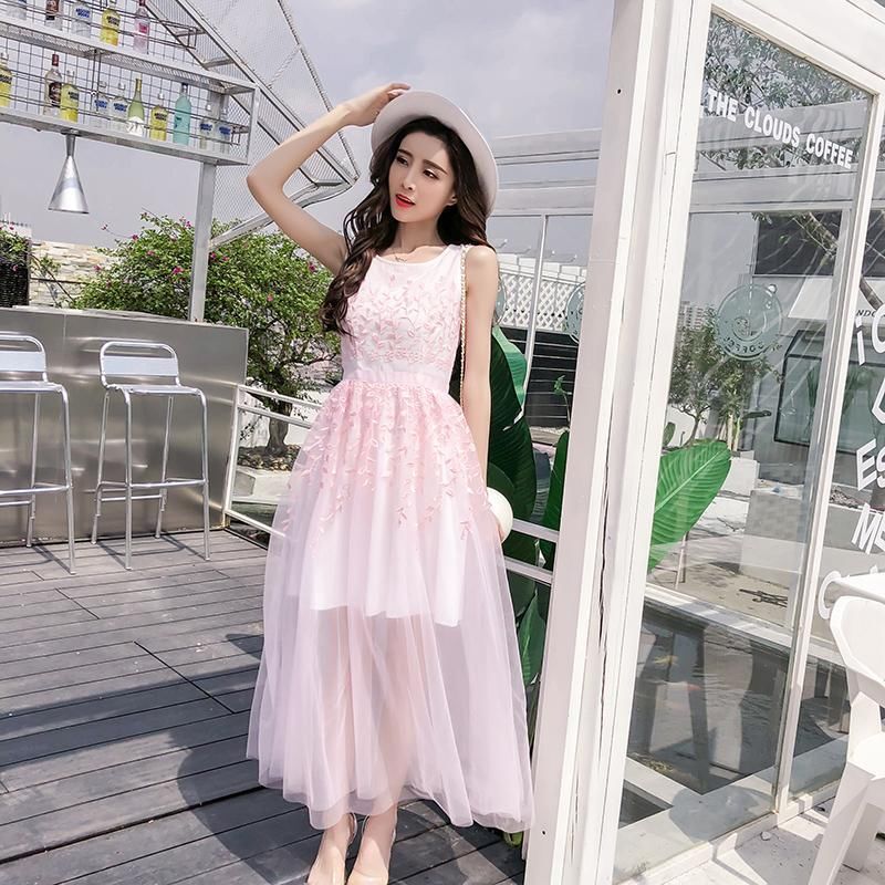 甜美的时尚连衣裙，仙气十足，打造你的优雅气质