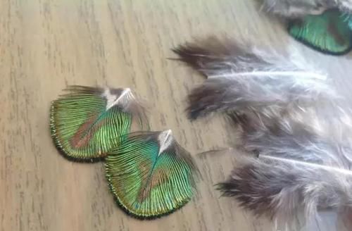  「珠绣胸针」你离小仙女只差一件闪闪的配饰，DIY手工珠绣饰品，附教程