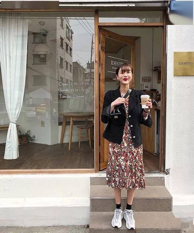  『西装外套』今年春天流行这3款连衣裙美死个人儿，快穿起来！