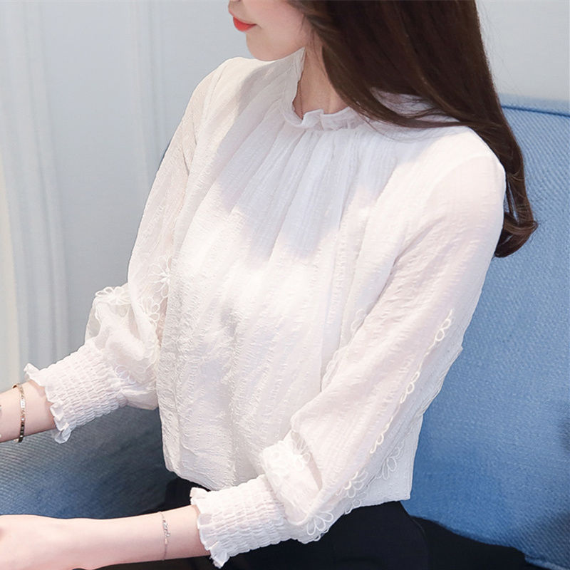 终于发现一种“流氓衫”，40岁女人穿上性感优雅，男人都爱看