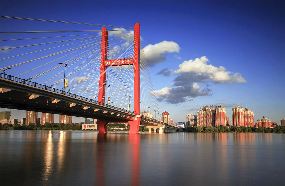 中国唯一省市同名的城市，一直被认为是省会，但只是个三线小城