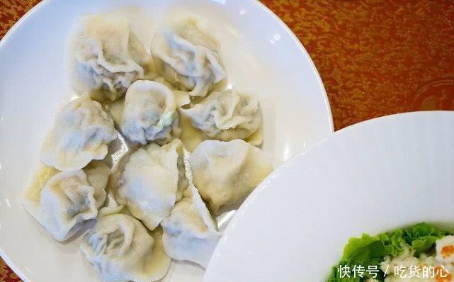 世界“最和谐”国家,4个外国人就有3个中国人,随处可见中国美食