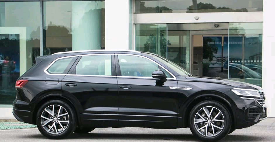  「优于」最低调的豪华SUV，搭载3.0T发动机，在性能上优于奥迪Q7，但鲜为人知