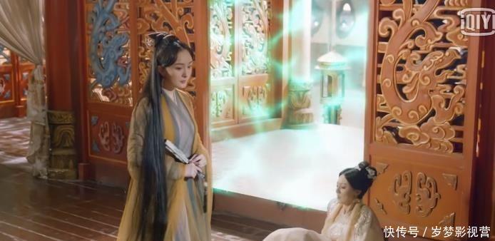 『还要』三生三世:素锦被白浅取走眼睛,被贬若水河,天君为何还要罚她?