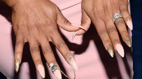 长相一般的女生，化妆一定不能化这里！