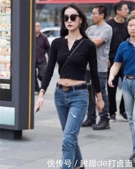 # 富有#时尚富有情调,热情活泼的时尚街拍:时髦新潮的美女