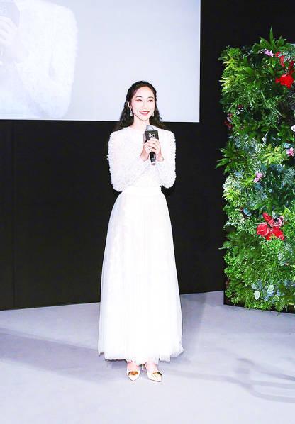 韩雪时尚搭配,潮流性感,清丽温婉,知性优雅!