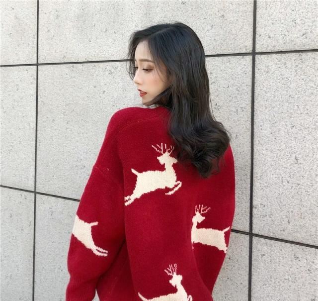  #针织衫#春节穿毛衣就穿这几种，洋气有喜庆，遮肉显瘦关键还是百搭款式