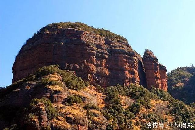 「座山峰」中国有个神奇的地方,一天3次日出,3次日落!