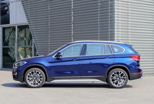  [虚拟座舱系统]30万买豪华SUV，你纠结的这几款，我都帮你盘清楚了！