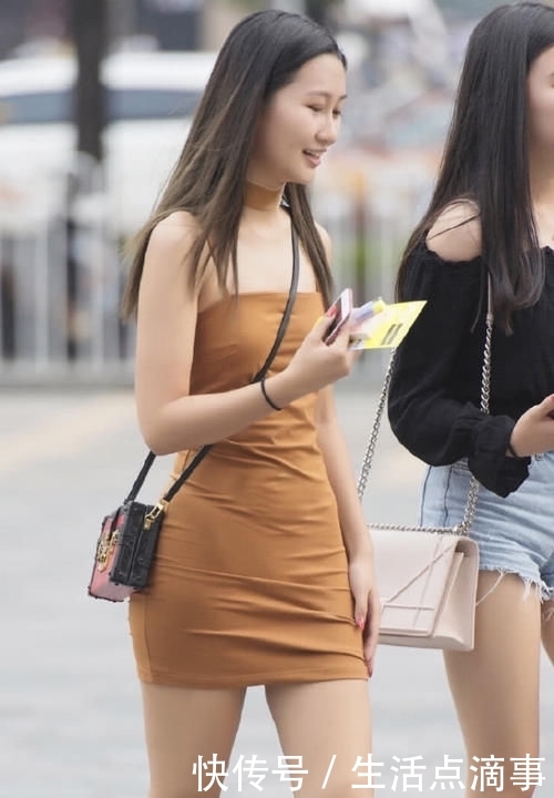 【气质】小姐姐一件修身连衣裙,“土”气的颜色,穿出优雅的气质