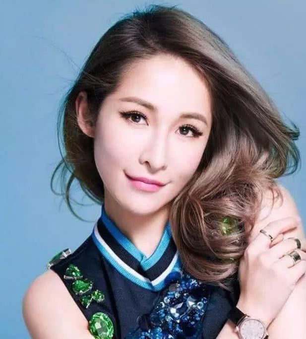 消失5个月萧亚轩首度现身报平安，发文澄清艾滋谣言