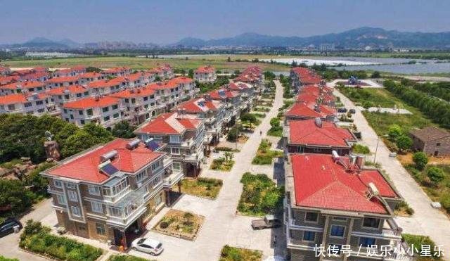 农村怪象房子盖好了，一不装修，二不住人，农民盖房子为了啥