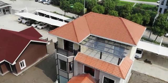  「打造」美女花20万打造300㎡别墅，1月装完即装既住，让500家邻