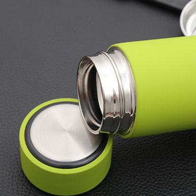 好心提醒!秋天记得多喝水，今秋新款“万向杯”上架，隔热又实用