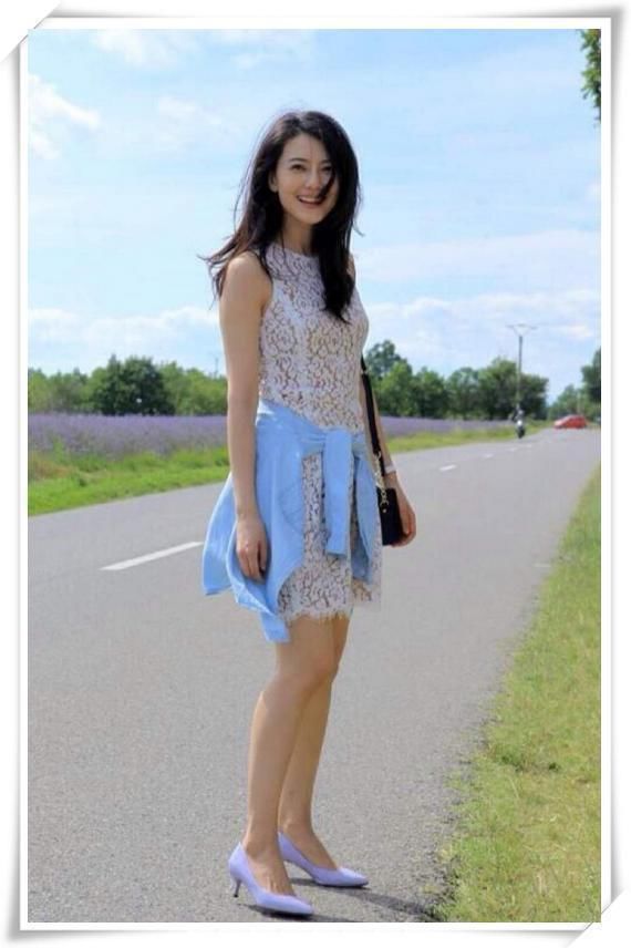 看到路人照里林心如和高圆圆，才知道生小孩对女人的影响有多大!