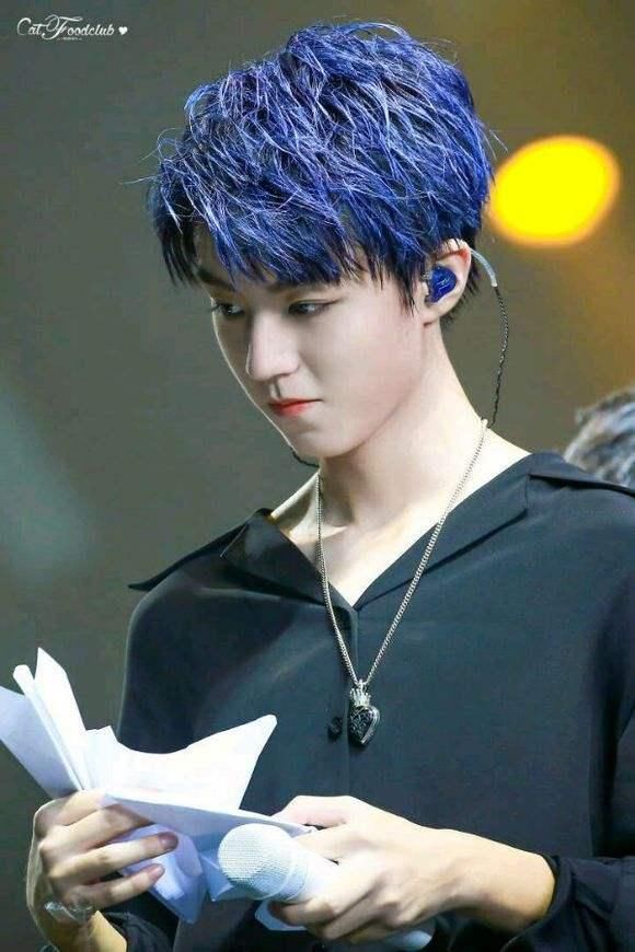 范丞丞的红发，王俊凯的蓝发，都不及他的绿发放飞自我!