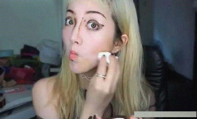 用零食化妆见过吗，简直逆天神技