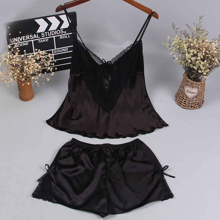 睡衣不用多!但每一件都很重要，老婆在家这样穿，连背影都美翻了