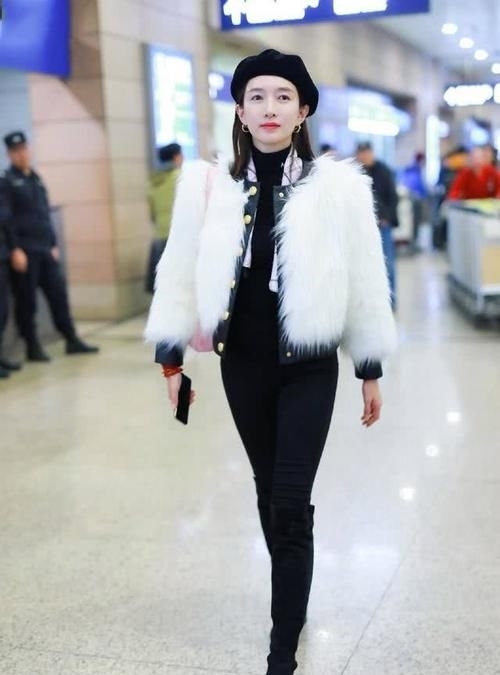  「帽子的搭配」帽子的五种搭配术，每一款都是服装搭配的点睛之笔，这样戴准没错