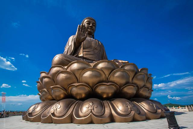 世界最大释迦牟尼坐佛原来在这里,还能亲眼目睹佛祖真身舍利