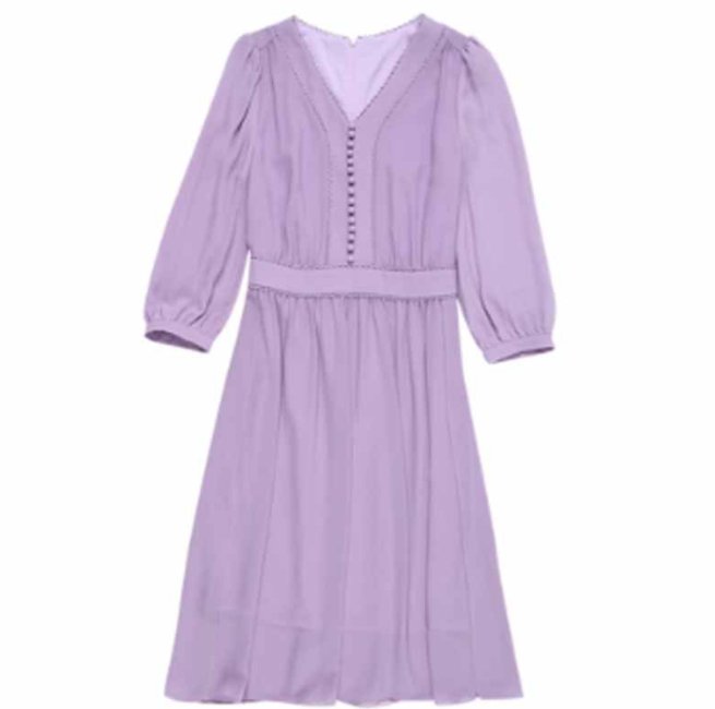 现在女人太敢穿，秀出好身材迷死一大片，简直移不开眼