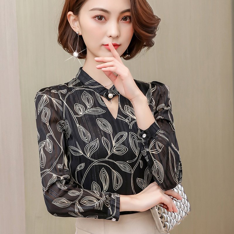 中秋都没到，别着急买毛衣!新款小衫+平底鞋，清新洋气又时髦