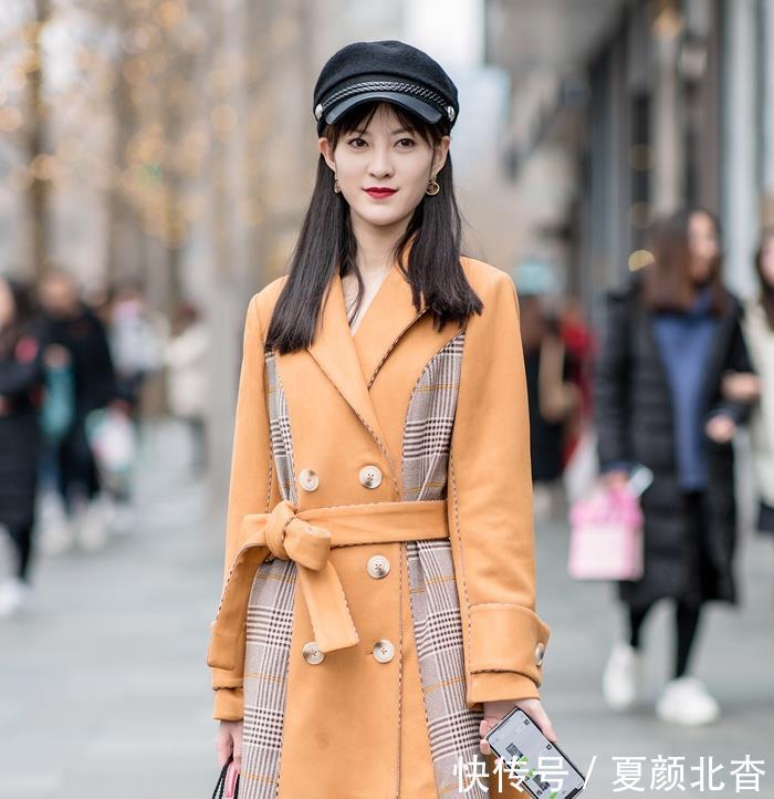 太漂亮@街拍:皮肤白嫩的小姐姐,颜值如此的美丽,太漂亮了